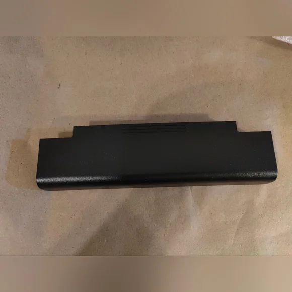 J1KND Laptop Battery
